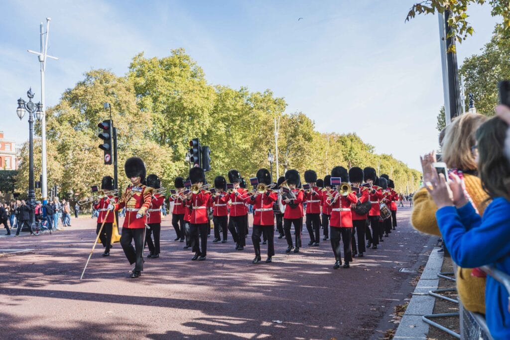 Guard Changing Tour 135